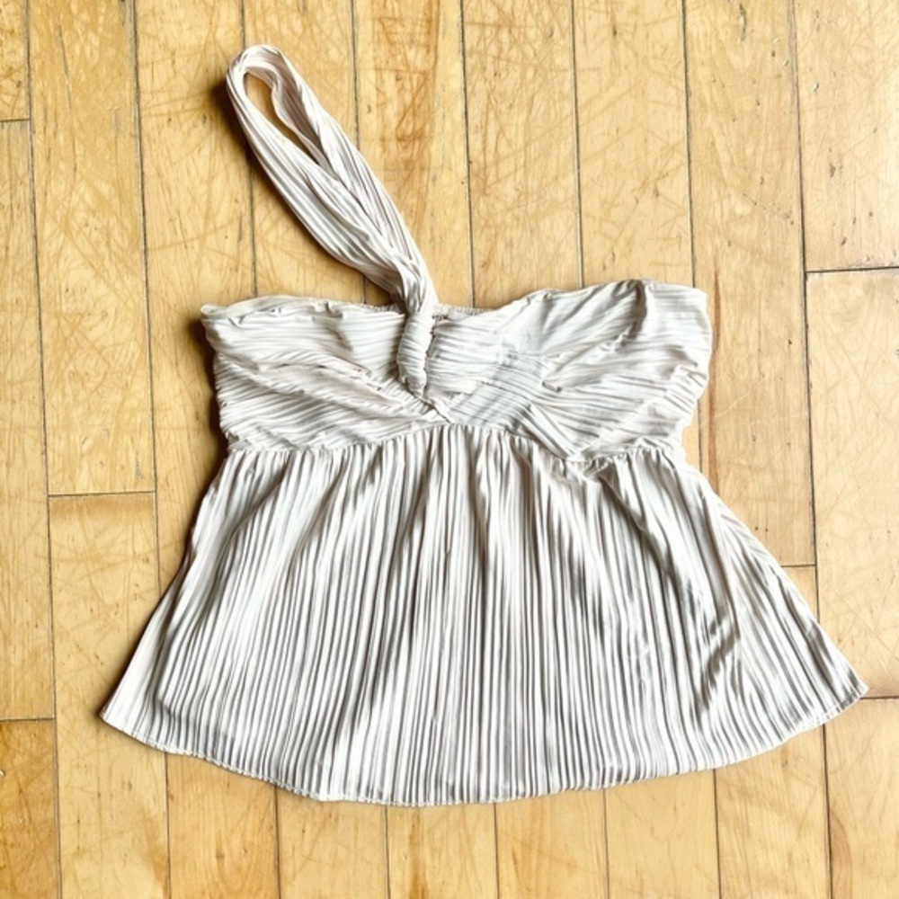 Heartloom Boho White One-Shoulder Satin Feel Crop top Size Medium